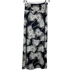 Gili Women's Black Maxi Dress with Tan Bamboo Leaf Print Size L